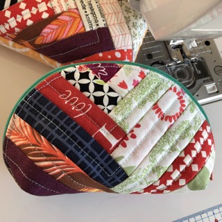 ヘリンボーンパッチワーク herringbone Quilts ログキャビンキルト Log Cabin quilt ヘリンボーンキルトバッグ 杉あや模様 ヘリンボンステッチ